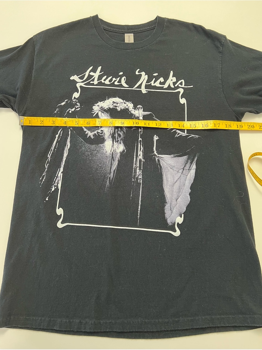 Stevie Nicks Live Photo Concert Tour 23- 24 Short Sleeve Gildan Ultra Cotton Tee - Picture 5 of 9